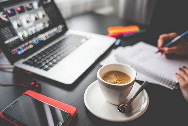 نقش آرم های تجاری (لوگو برند) در عملکرد شرکت (قسمت دوم) 3 Kasvurahoitus osakeanti listaamattomat sijoitusidea sijoittaminen 042017